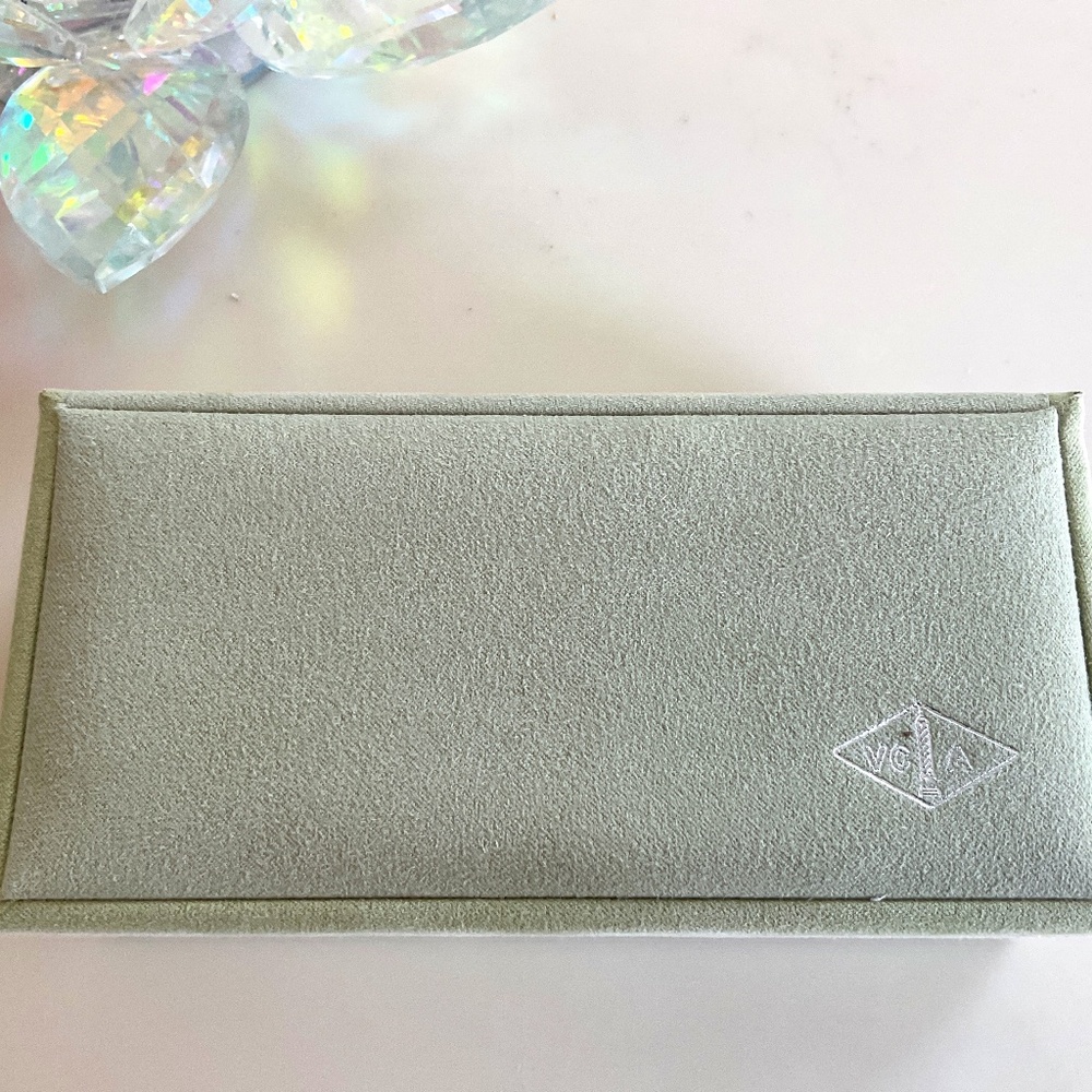 Van Cleef & Arpels Elegant Green Jewelry Box